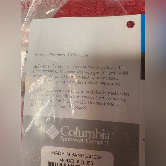 This image shows a red Columbia Mammoth Creek Hammock, - Picture 4 of 6